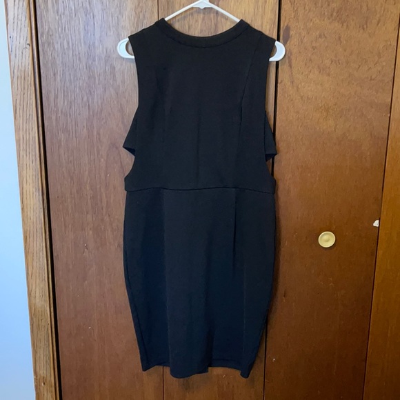 Forever 21 Black cutout mini dress - Picture 1 of 10